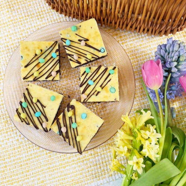 Mini Egg Cheesecake Brownies (Apr8-19)